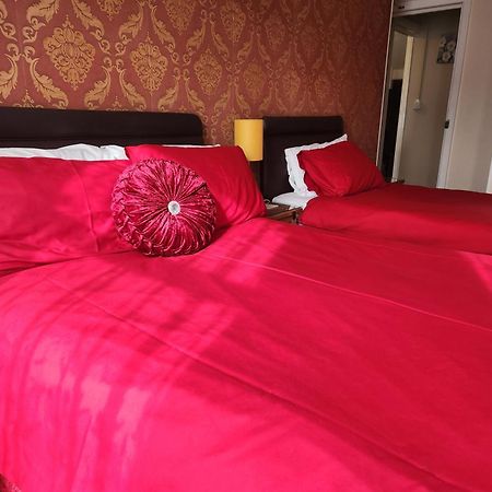 Twin Palms Guesthouse Great Yarmouth Exteriör bild
