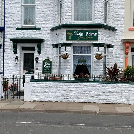 Twin Palms Guesthouse Great Yarmouth Exteriör bild