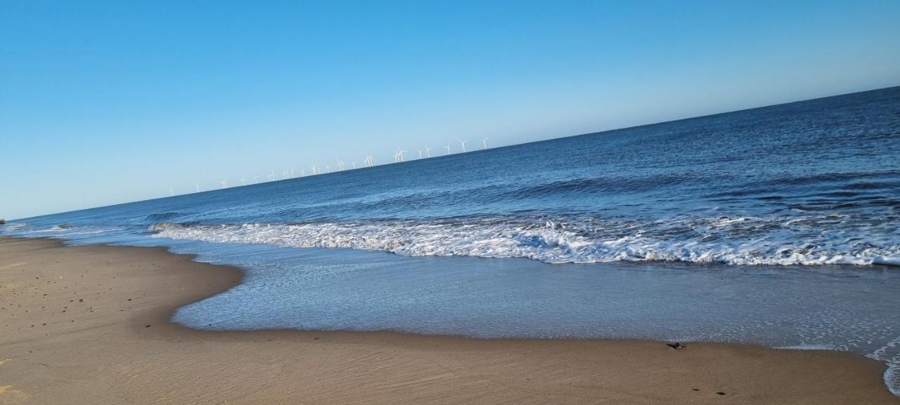 Twin Palms Guesthouse Great Yarmouth Exteriör bild