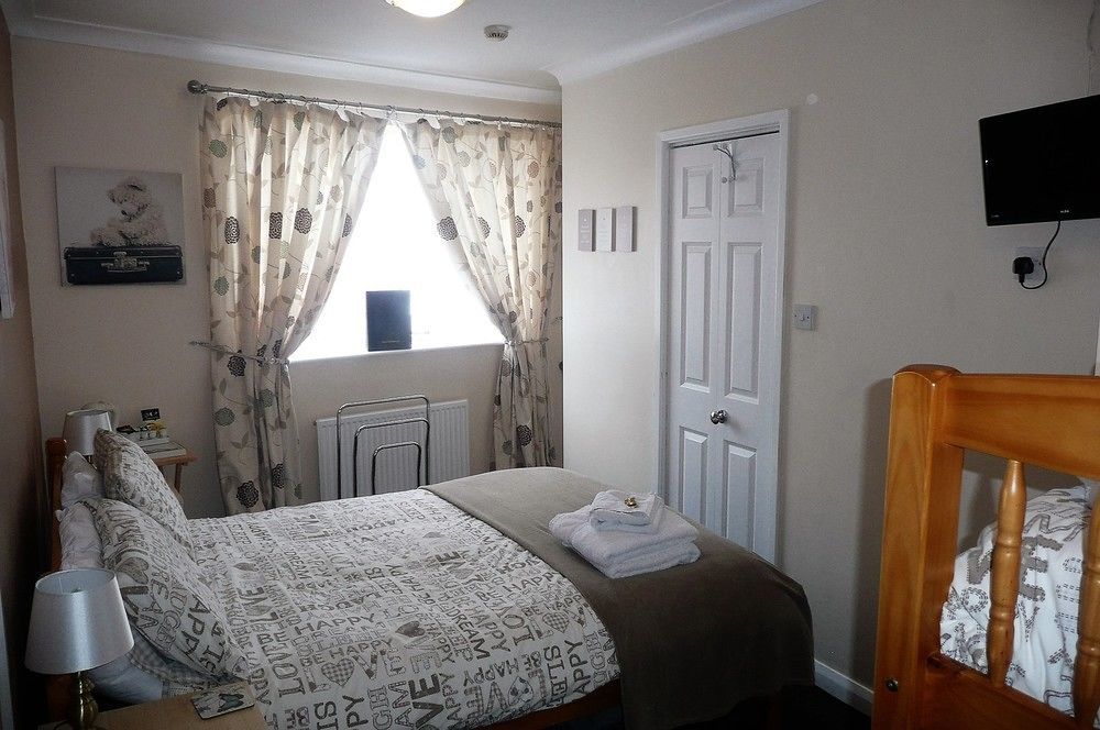 Twin Palms Guesthouse Great Yarmouth Exteriör bild
