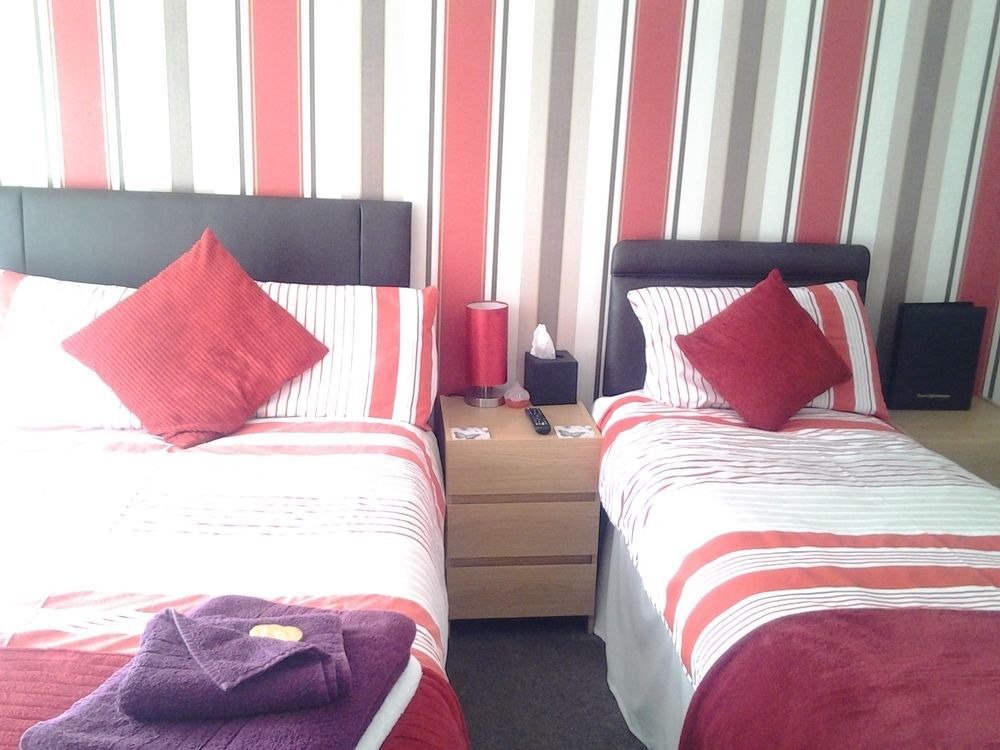 Twin Palms Guesthouse Great Yarmouth Exteriör bild