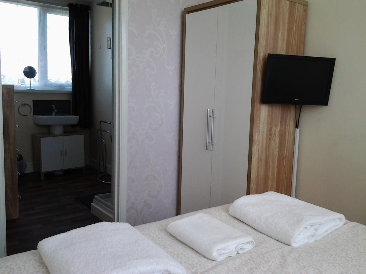 Twin Palms Guesthouse Great Yarmouth Exteriör bild