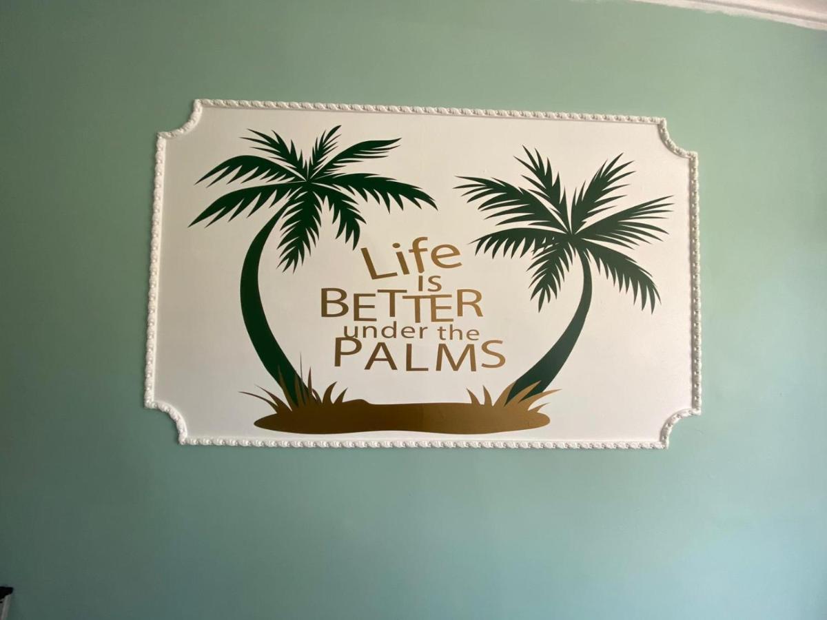 Twin Palms Guesthouse Great Yarmouth Exteriör bild